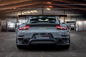 华体会体育-镜像对决，当伊布成为拜仁对阵皇马的攻防转换轴心