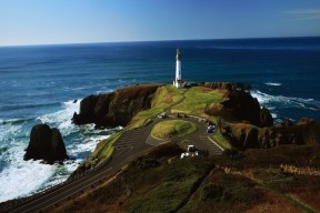 华体会hth-宿敌新篇，当意甲焦点战遇见跨洋致敬—凯尔特人如何以湖人方式粉碎预期