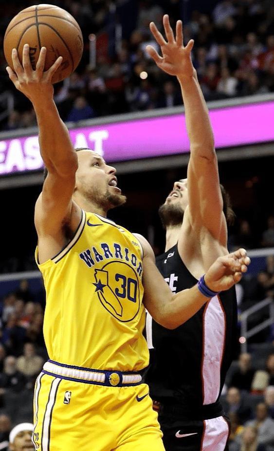 华体会体育-柯瑞领衔勇士大胜魔术，豪取七连胜稳居西部第一的简单介绍  第2张